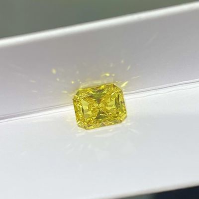 Radyant Kesim Sentetik Laboratuarda Oluşturulan Sarı Elmaslar 2-2.99 Karat