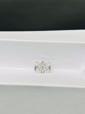 Büyük Boyutlu Taş 5.3ct Parlak Şekil Laboratuvarı Üretilmiş Tercihlendirilmemiş CVD Elmas IGI Sertifikalı Fabrika Doğrudan Satış