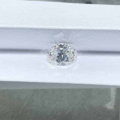 0.5ct Oval Brilliant Cut D VS Küçük Boyutlu Laboratuvar Büyütülmüş Elmas IGI Sertifikalı