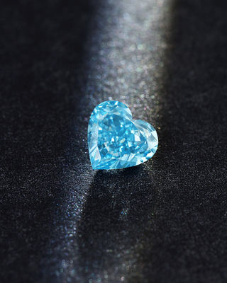 IGI Kalp Şekilli Laboratuvarda Büyütülen Mavi CVD Elmaslar 1.4ct-2.0ct