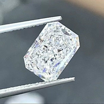 Yüksek Kaliteli 3CT D Renk VS Açıklık Parlak Şekil Laboratuvarı CVD Elmas GIA Sertifikalı
