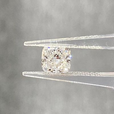 Uzatılmış Yastık 2.2ct F VS Büyütülmüş Tedavi Edilmemiş CVD Laboratuvar Büyütülmüş Elmas