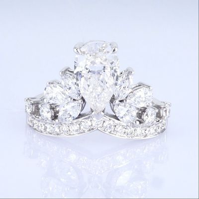 18k Crown Style Laboratuvar Yetiştirilmiş Elmas Yüzük Güzel Kadınlar Prenses Tasarımı Beyaz Laboratuvar Yetiştirilmiş Elmas Yüzük