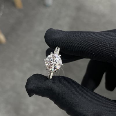 Laboratuvarda yetiştirilmiş elmas yüzükler 3.01ct CVD Beyaz F VS2 Yarım ülke tarzı Yuvarlak